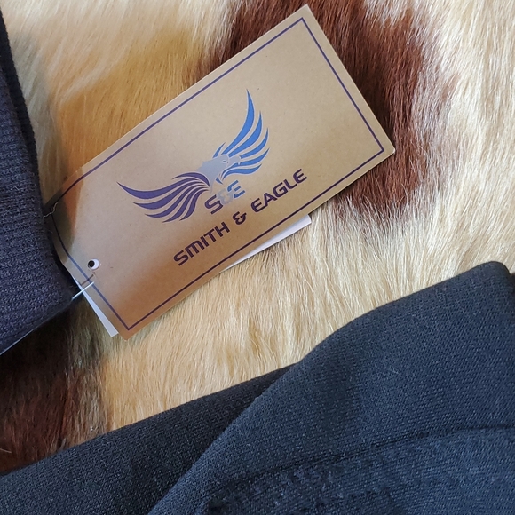 Sip up Hoodie - Picture 3 of 4